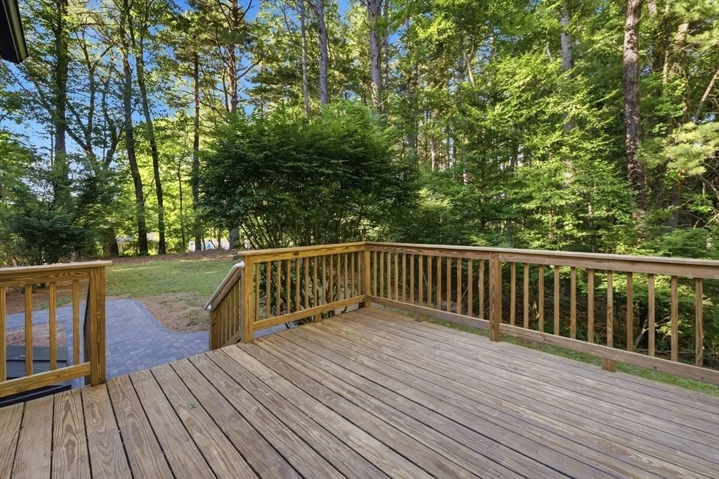 Photo of 3 Jonathan Ln