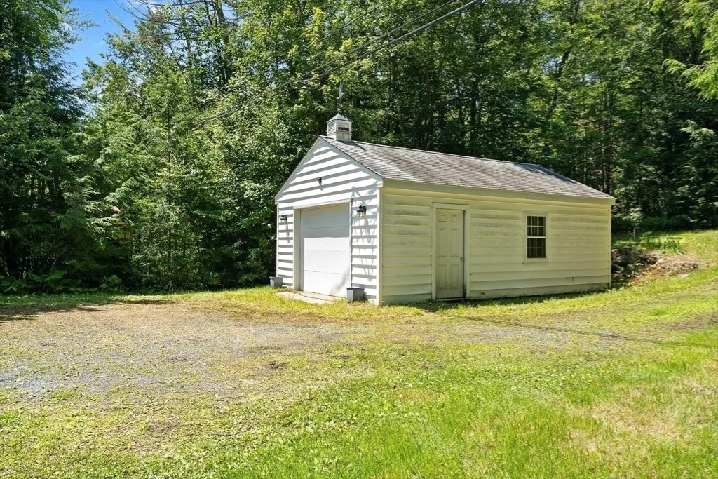 Photo of 8 Antin Rd