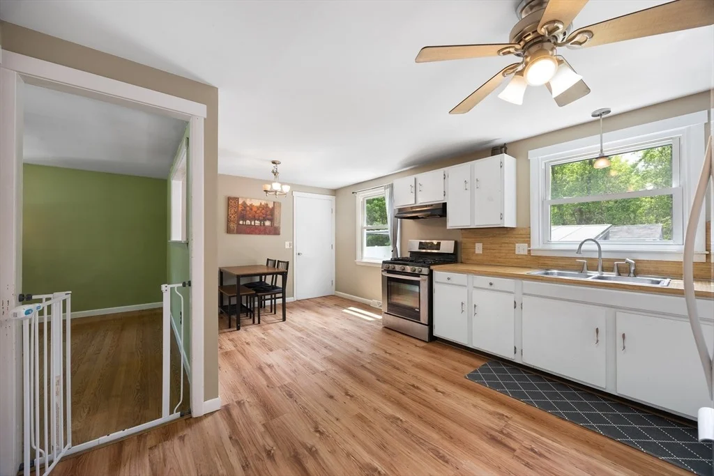Photo of 37 Parkerview St