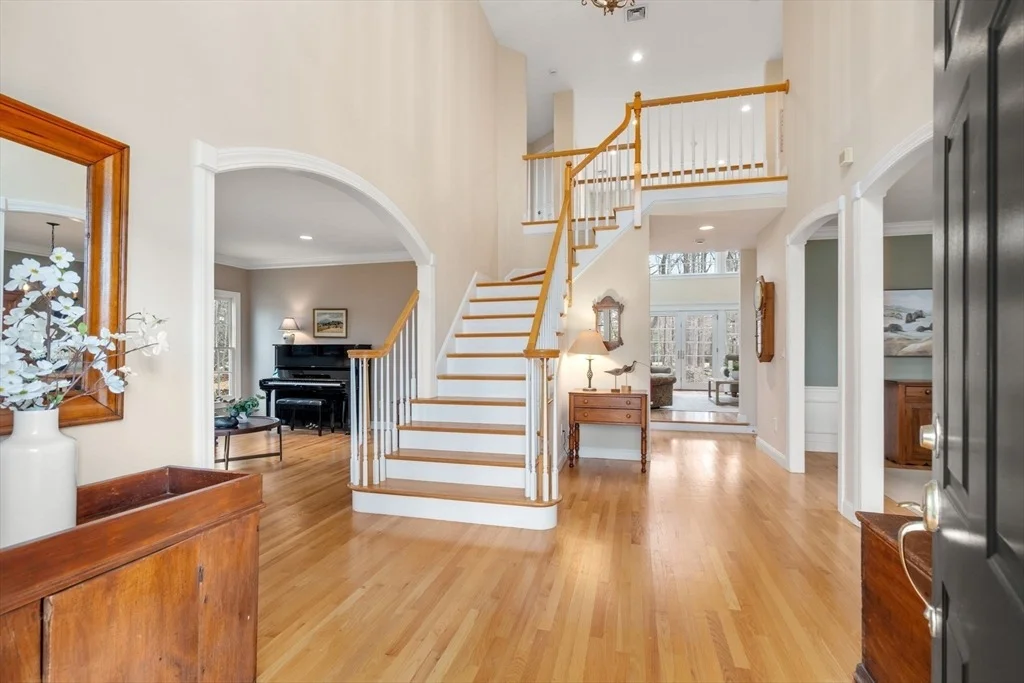 Photo of 2 Skyview Ln