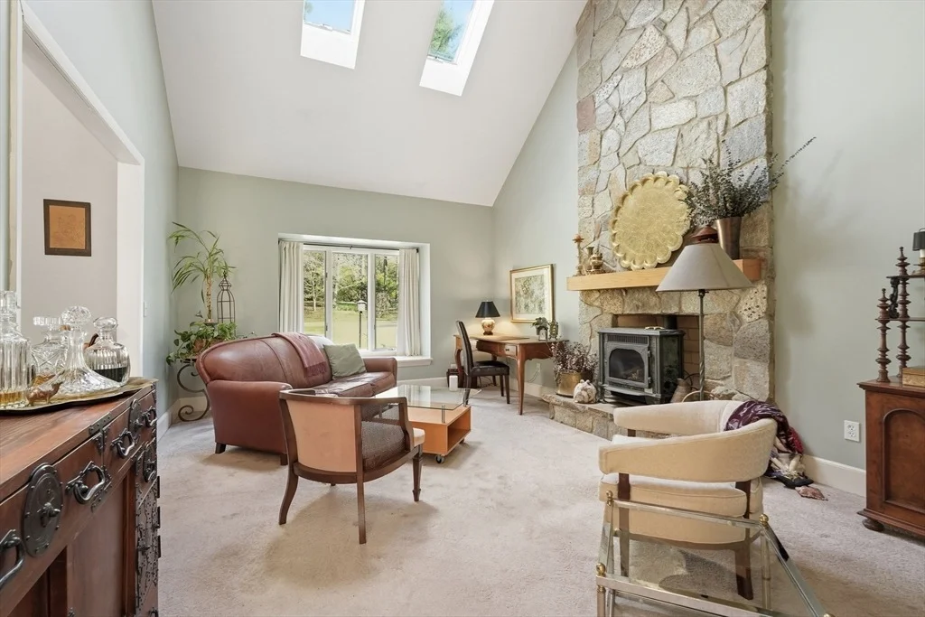 Photo of 28 Trillium Way