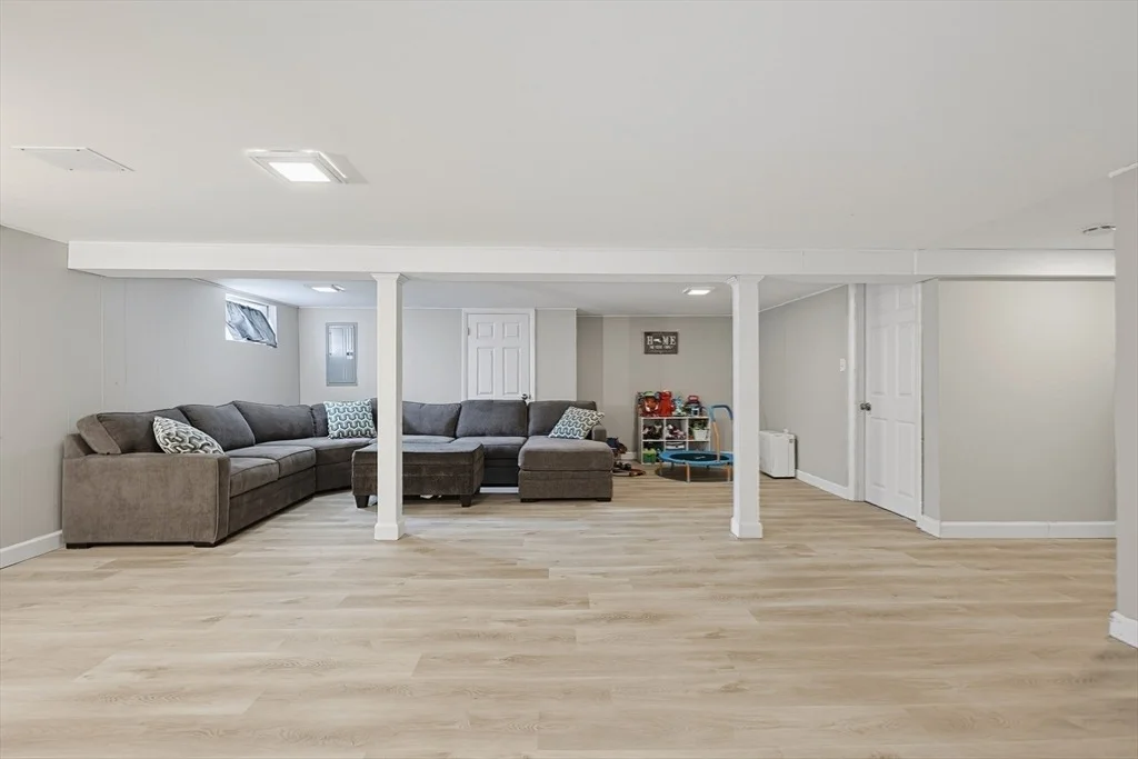 Photo of 7 Haskell Pl