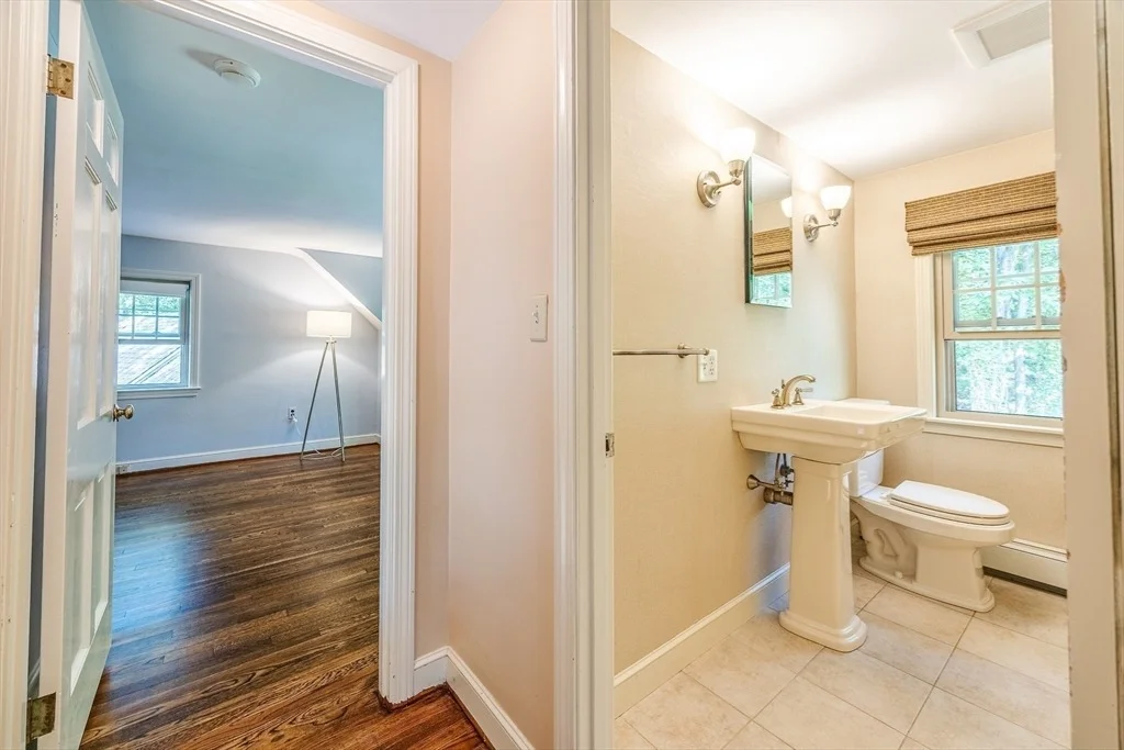 Photo of 21 Pine Ridge Circle