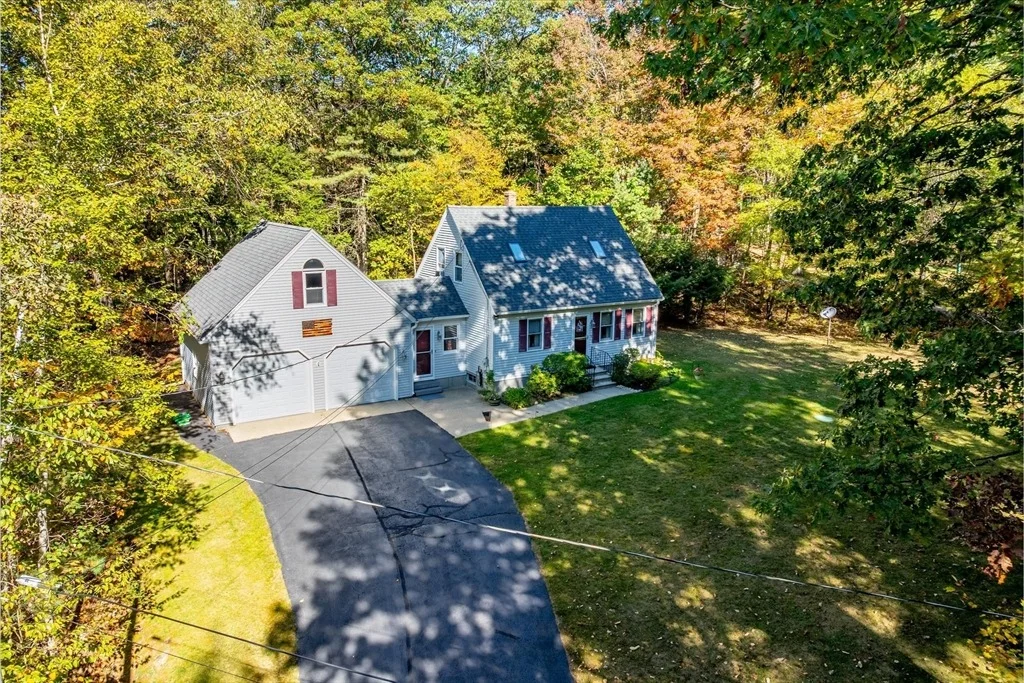 Photo of 365 Mellen Rd