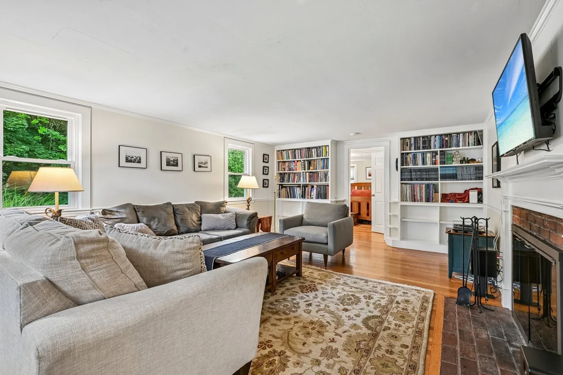 Photo of 312 Red Acre Rd