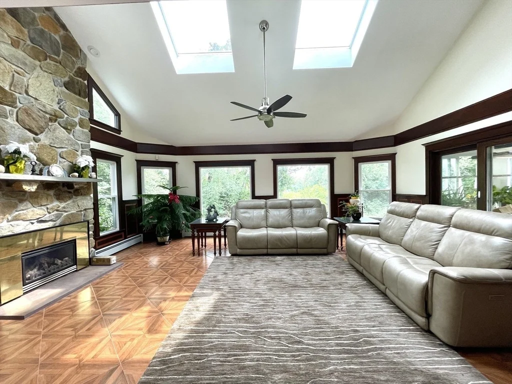 Photo of 156 Mitchell Rd