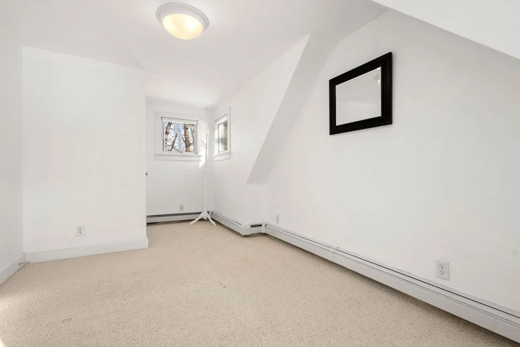 Photo of 31 College Road