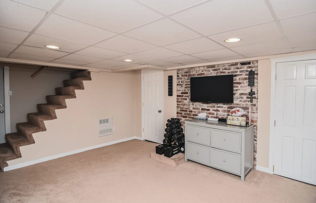 Photo of 184 Elm St