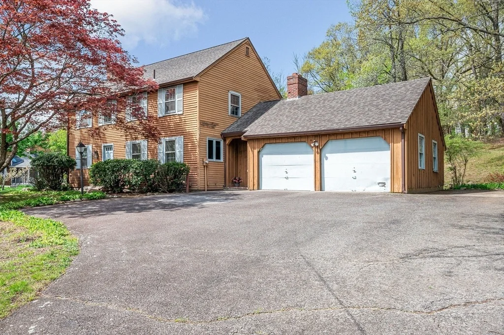 Photo of 104 Meadowview Road
