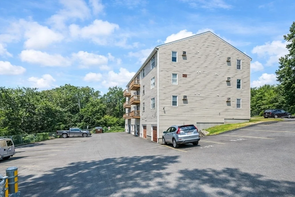 Photo of Unit 7 at 7 Gibbs St