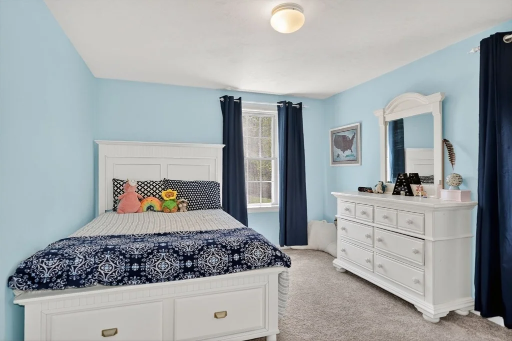 Photo of 10 Cooper Dr