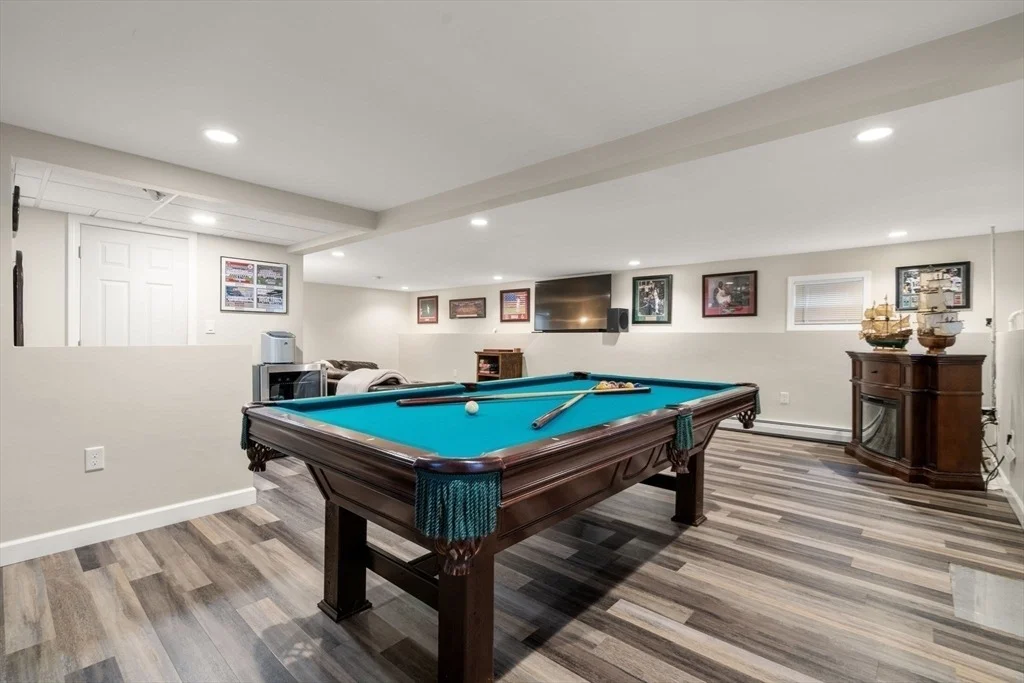 Photo of 12 Crescent Dr