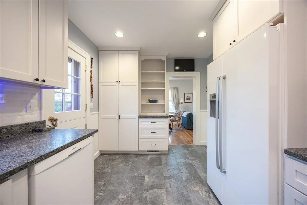 Photo of 51 Barnstable St