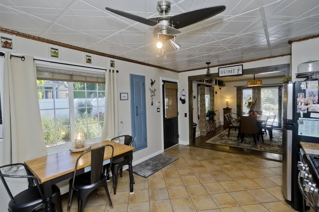 Photo of 65 Beauchamp Terr.