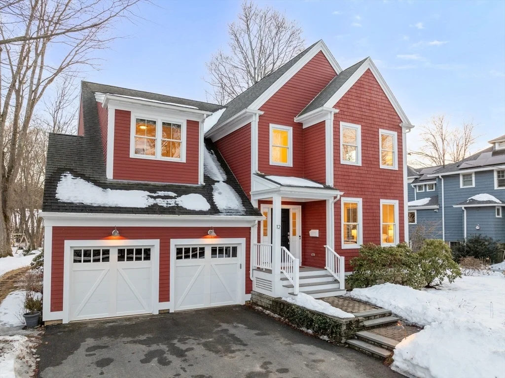 Photo of 12 Vaille Ave