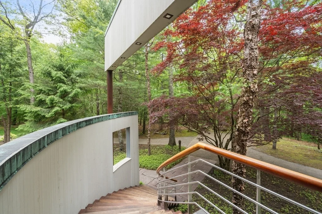 Photo of 44 Maple Street