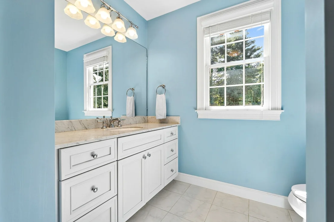 Photo of 7 Sylvan Dr