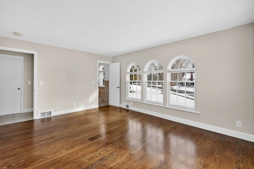 Photo of 24 Cunningham St