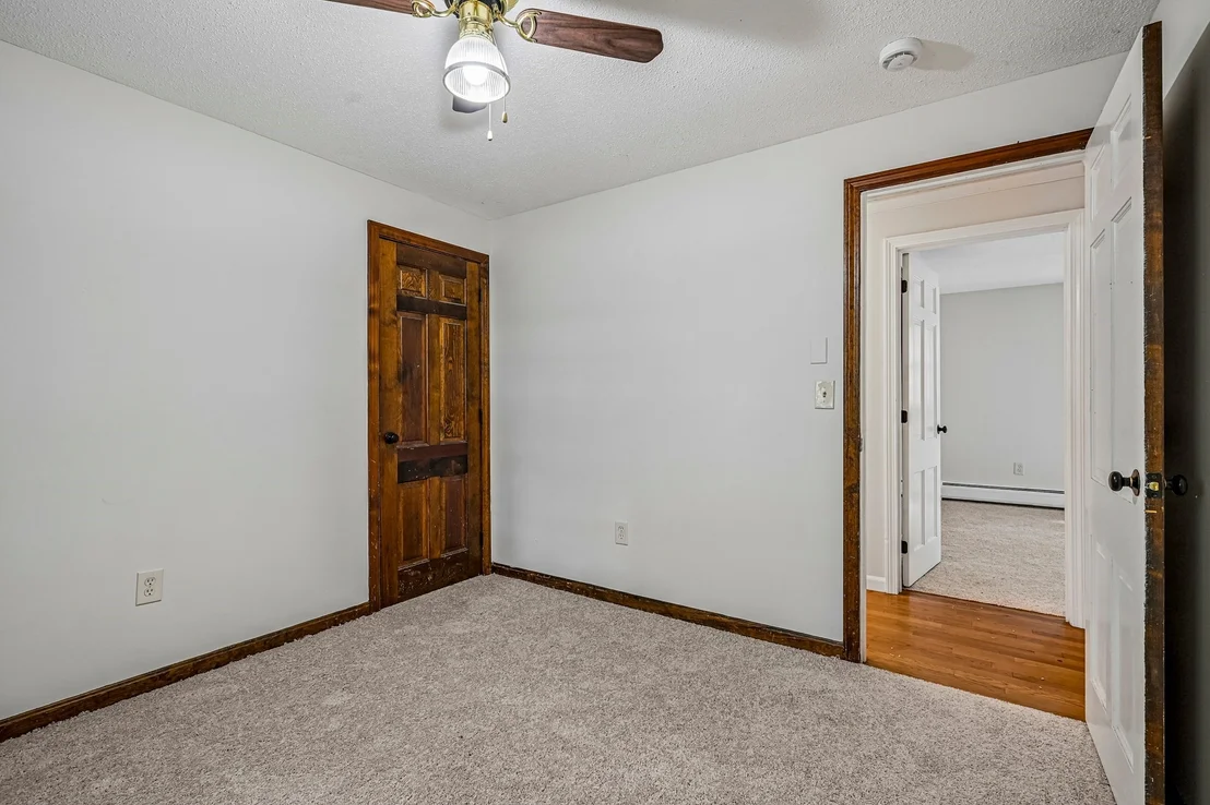 Photo of 35 Davidson Ave