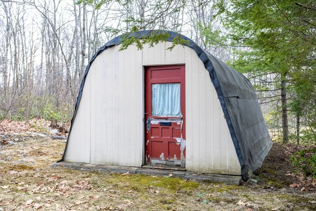 Photo of 227 Log Cabin Road