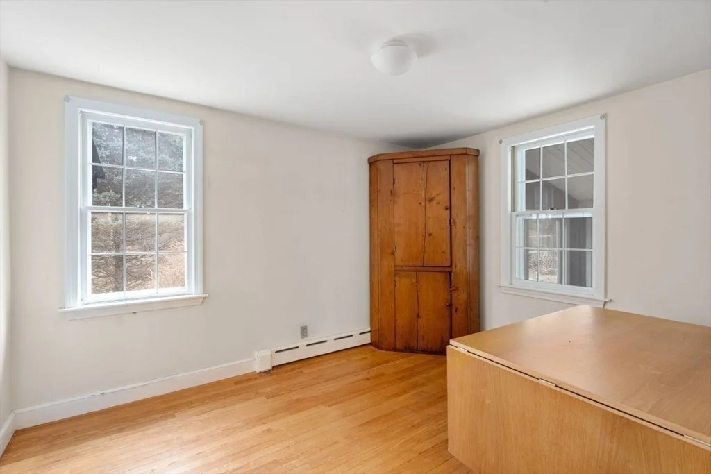Photo of 422 Liberty Square Rd