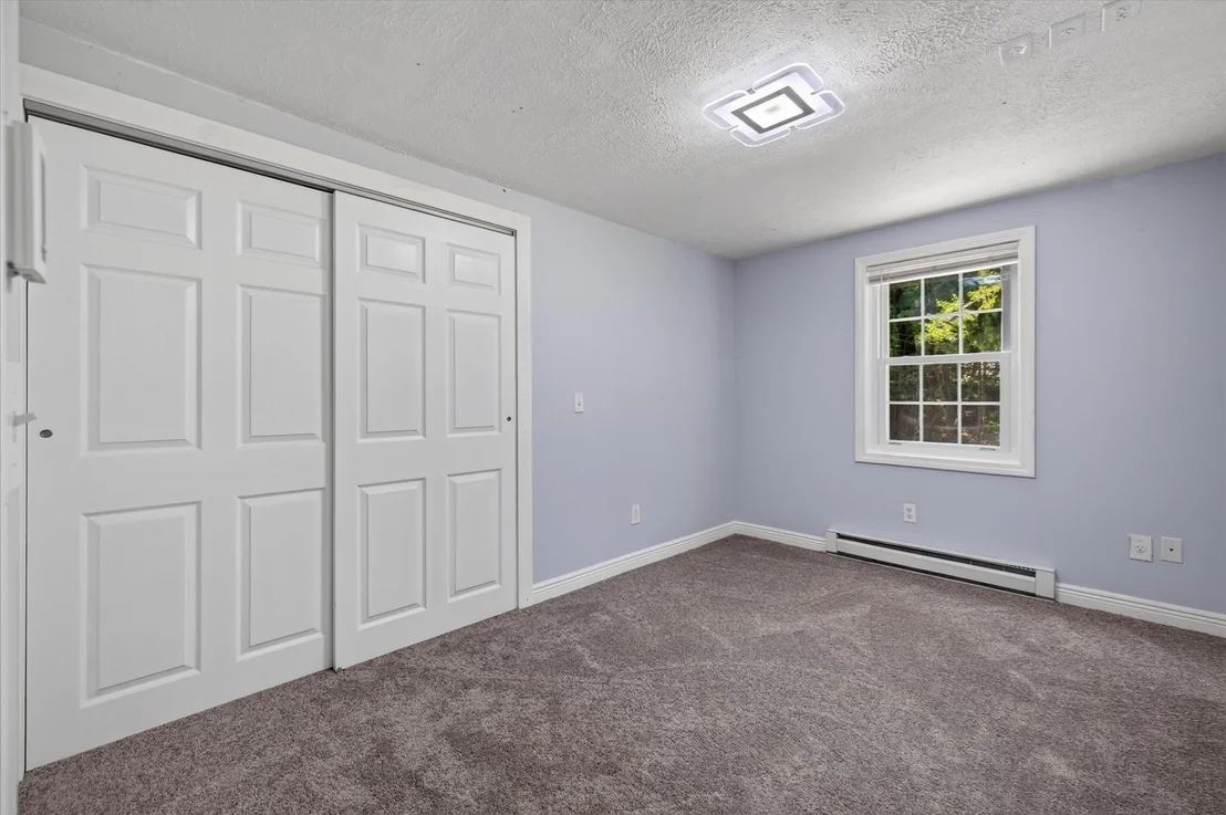 Photo of 37 Breakneck Rd