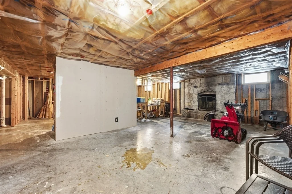Photo of 12 Parkway Dr