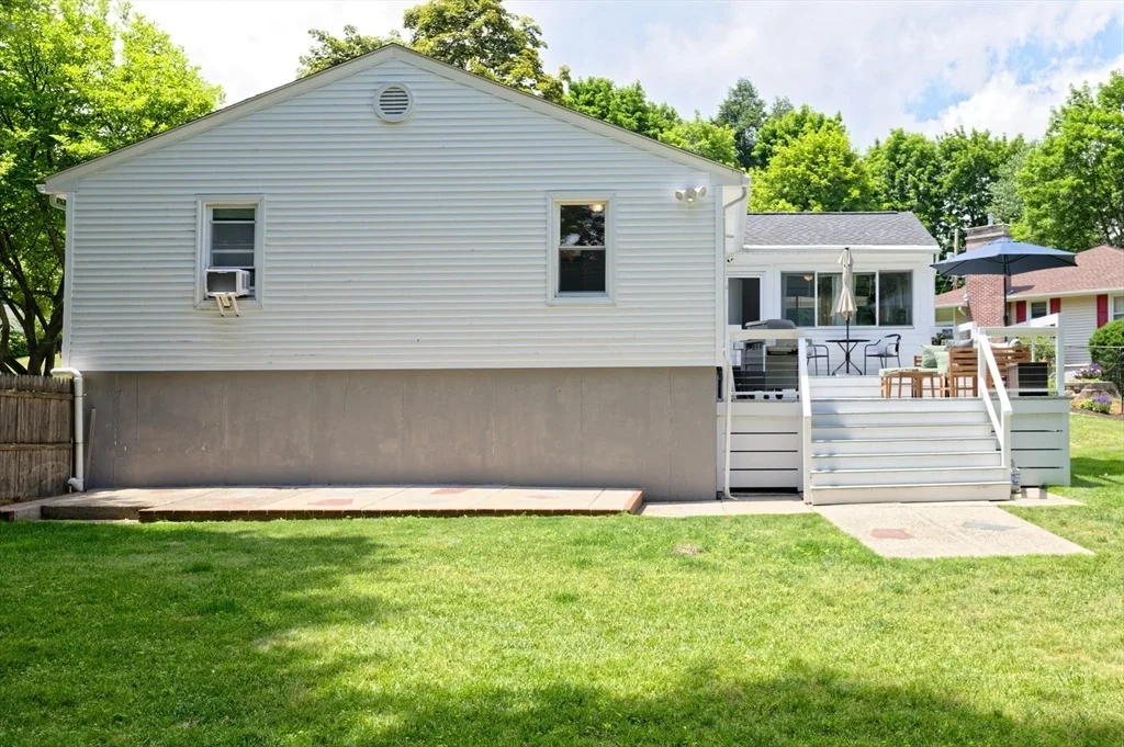 Photo of 117 Longmeadow Ave