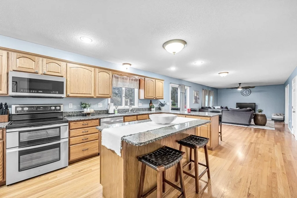 Photo of 12 Salerno Dr