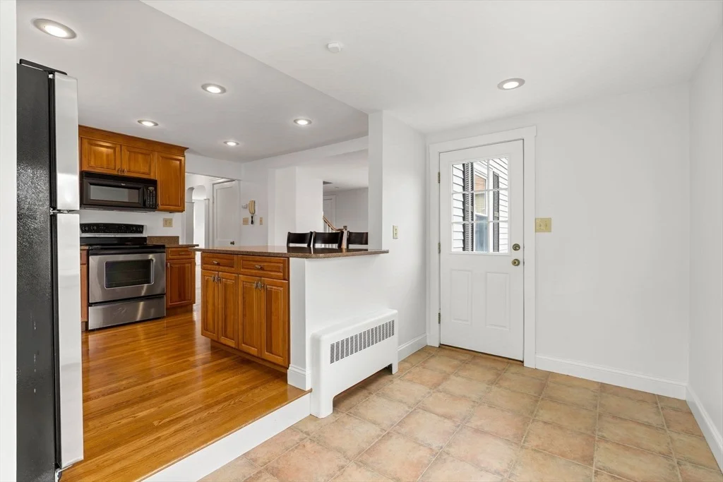Photo of 13 Munroe Ave