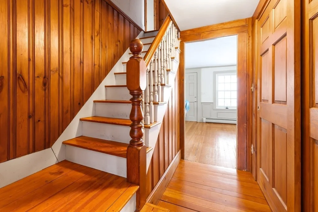 Photo of 8 Washington St