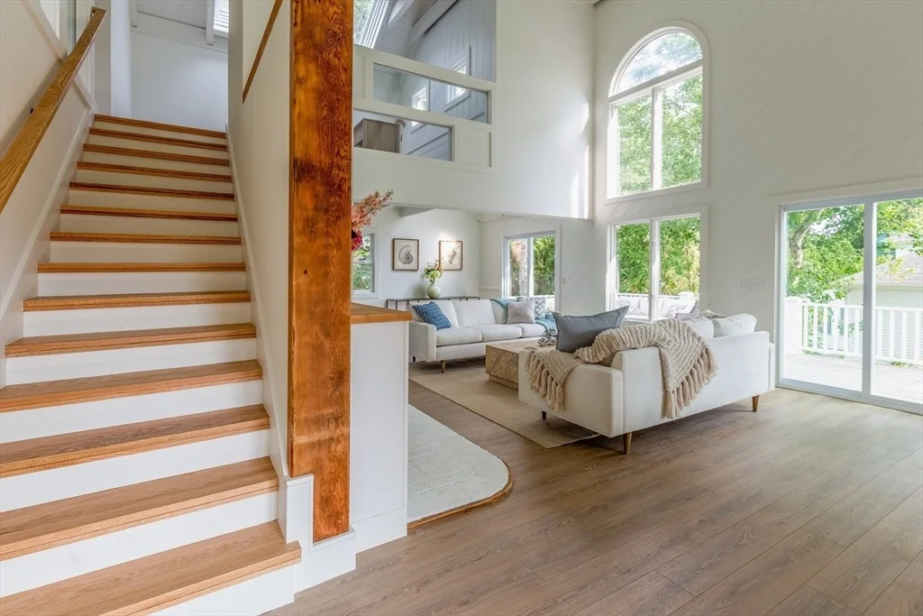 Photo of 43 Seabreeze Dr