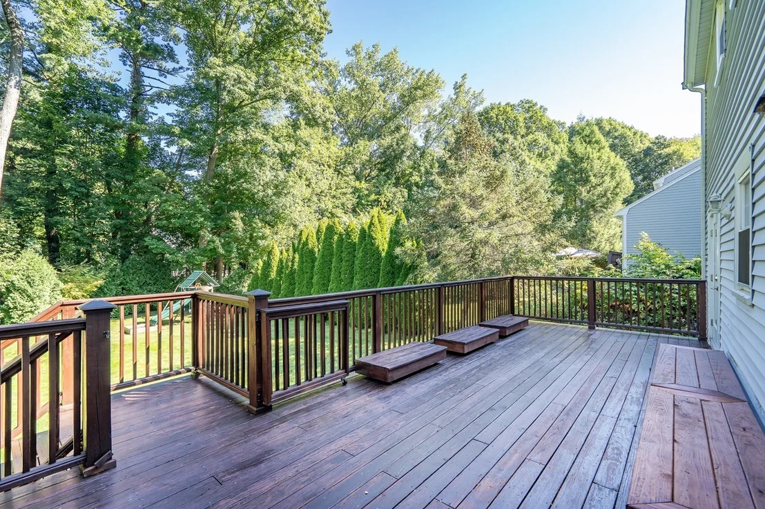 Photo of 8 Barry Dr