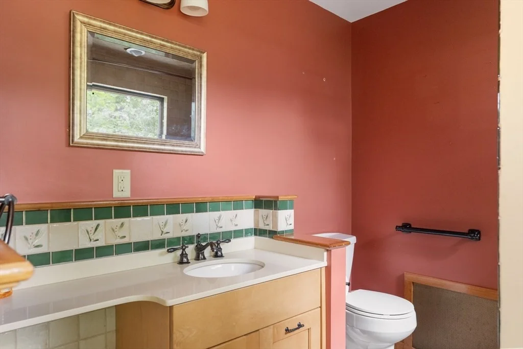 Photo of 20 Riverview Ave