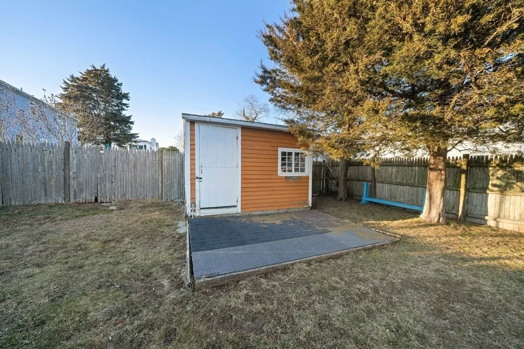 Photo of 20 Dundee Dr.