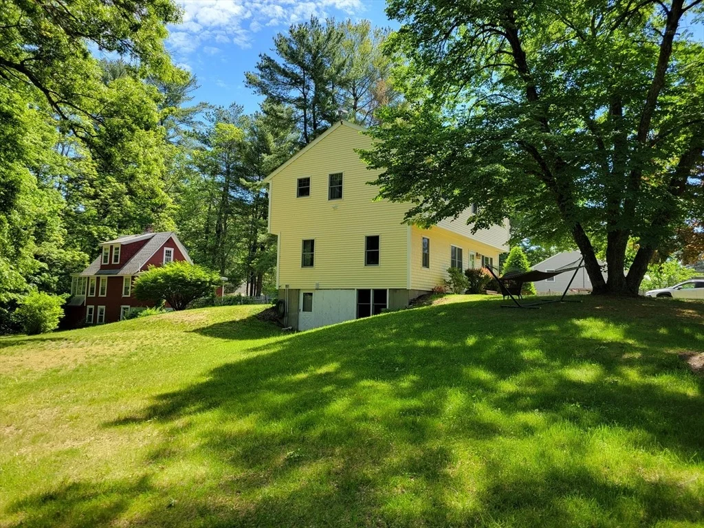 Photo of 107 Maple Rd
