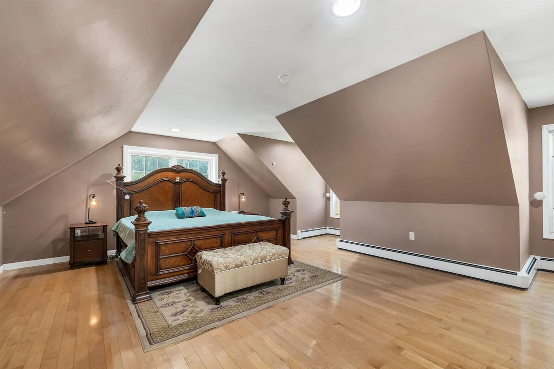 Photo of 197 Grapevine