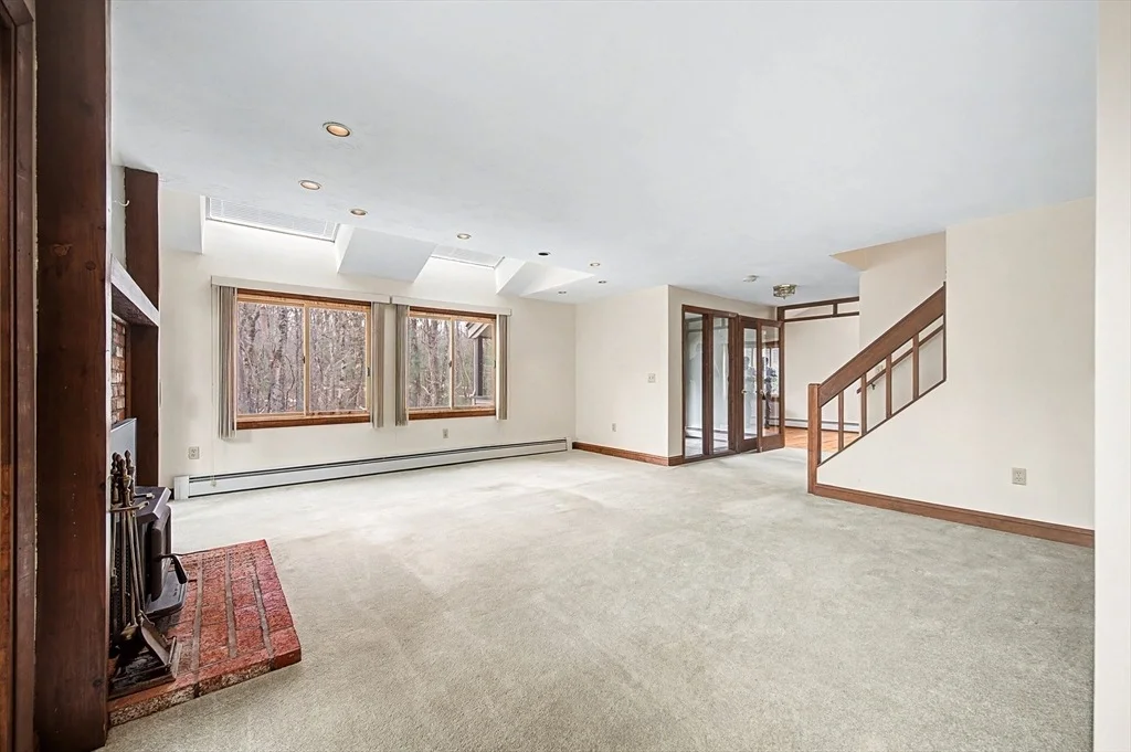 Photo of 215 North St