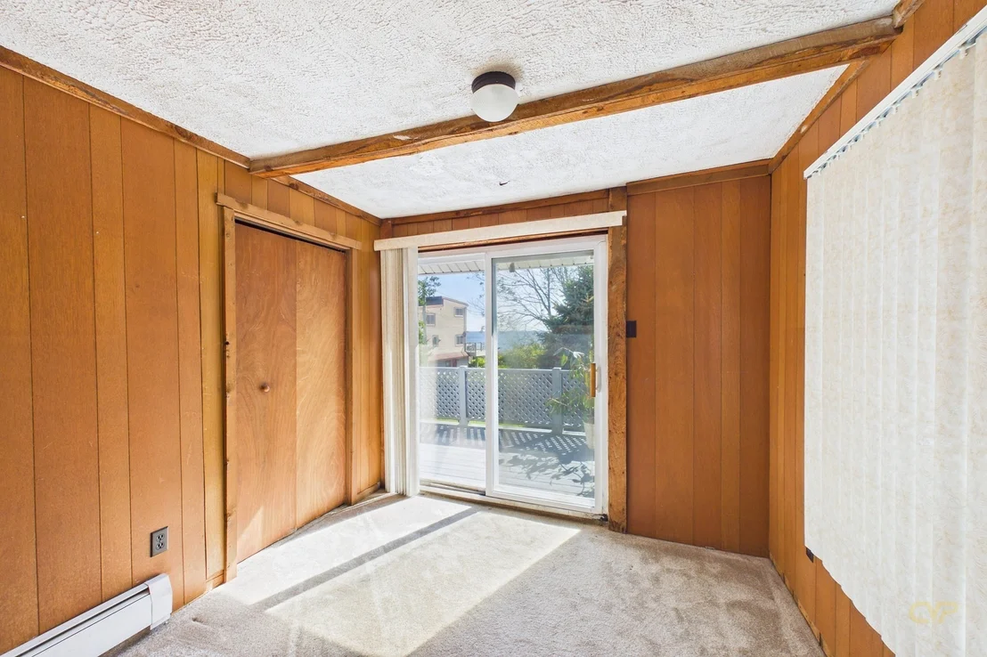 Photo of 7 Bayview Ave