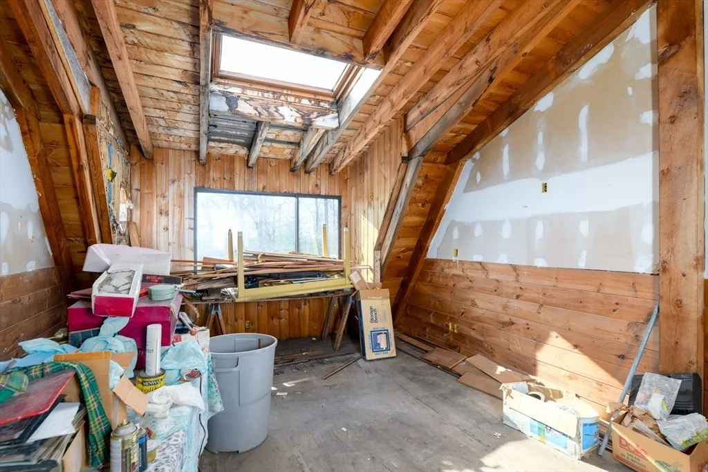 Photo of 375 Belchertown Rd