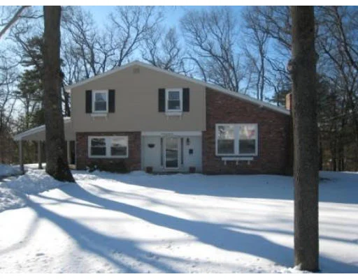 Photo of 9 Barnstable Road