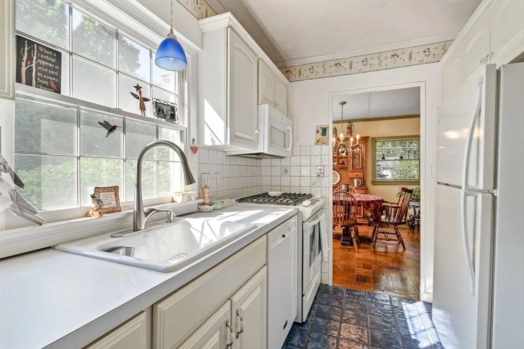 Photo of 139 Burbank Road