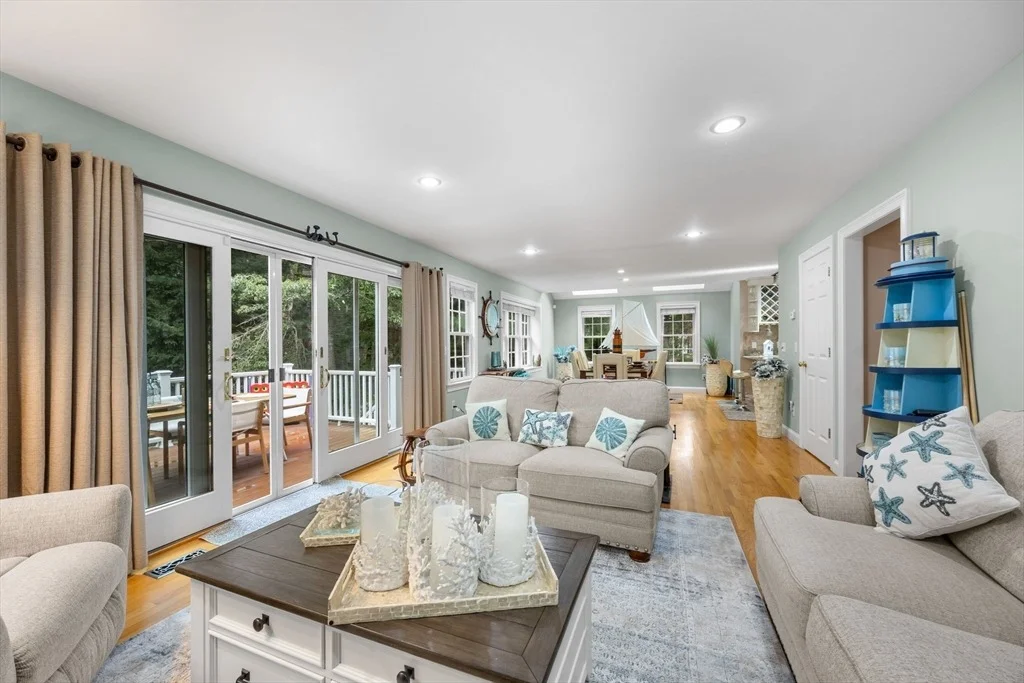 Photo of 10 Lawton Lane