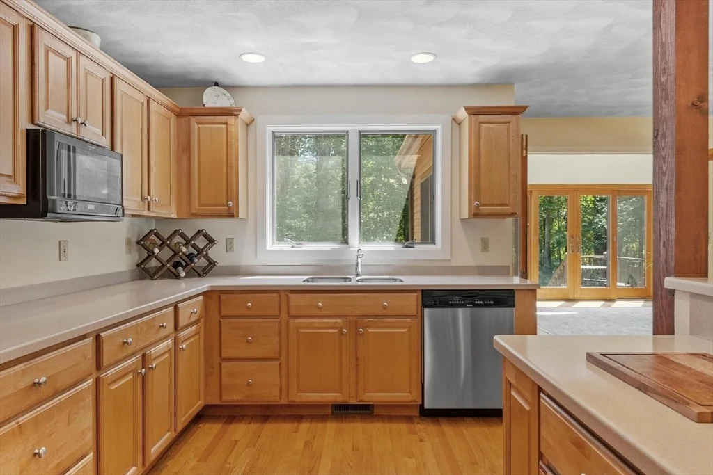 Photo of 78 Carroll Dr