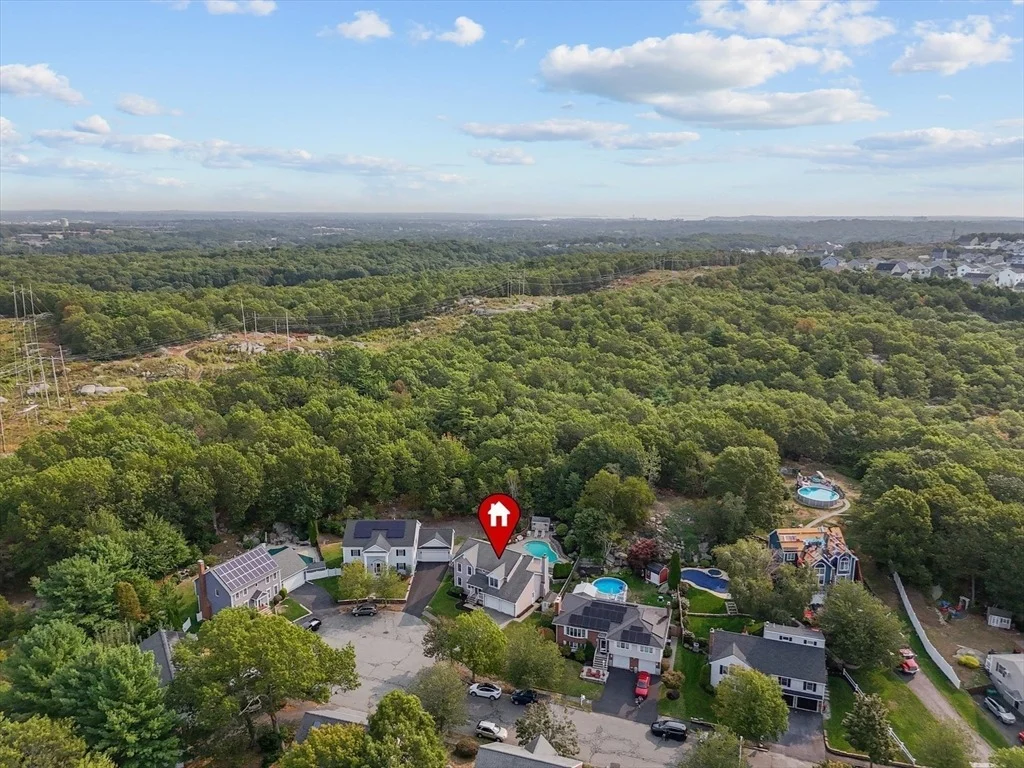 Photo of 325 Den Quarry Road