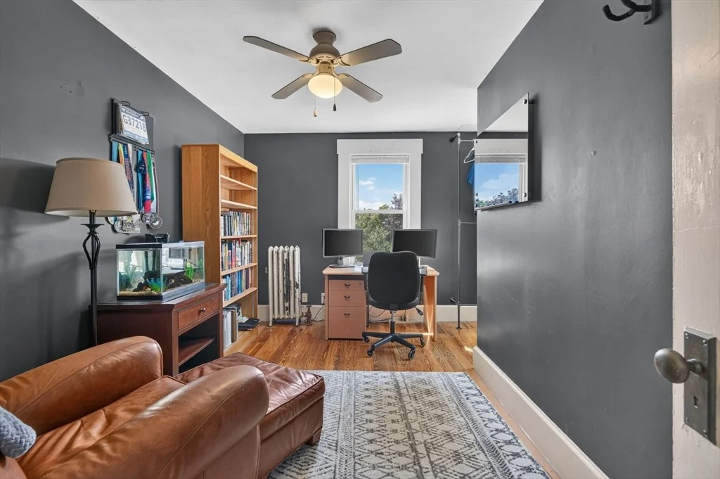 Photo of 204 Parkview Ave