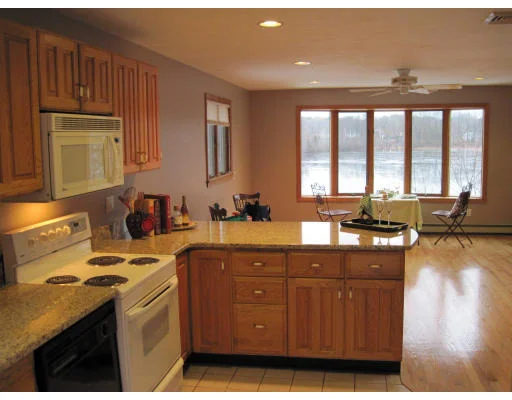 Photo of 46 Shore Road