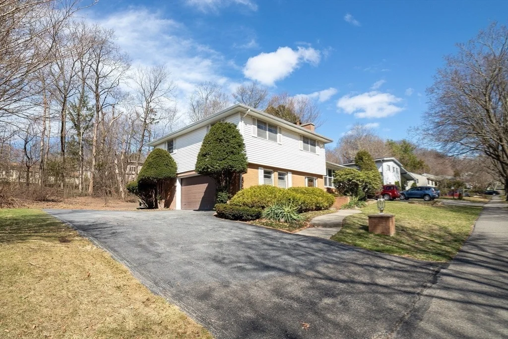 Photo of 50 Valley Hill Drive