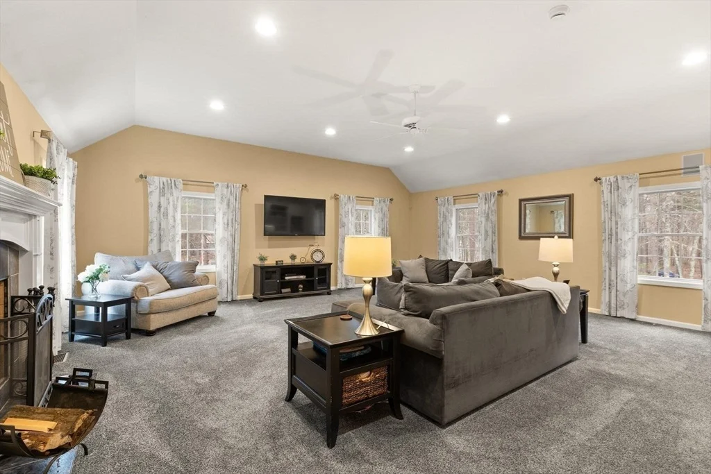 Photo of 41 Chestnut Rd