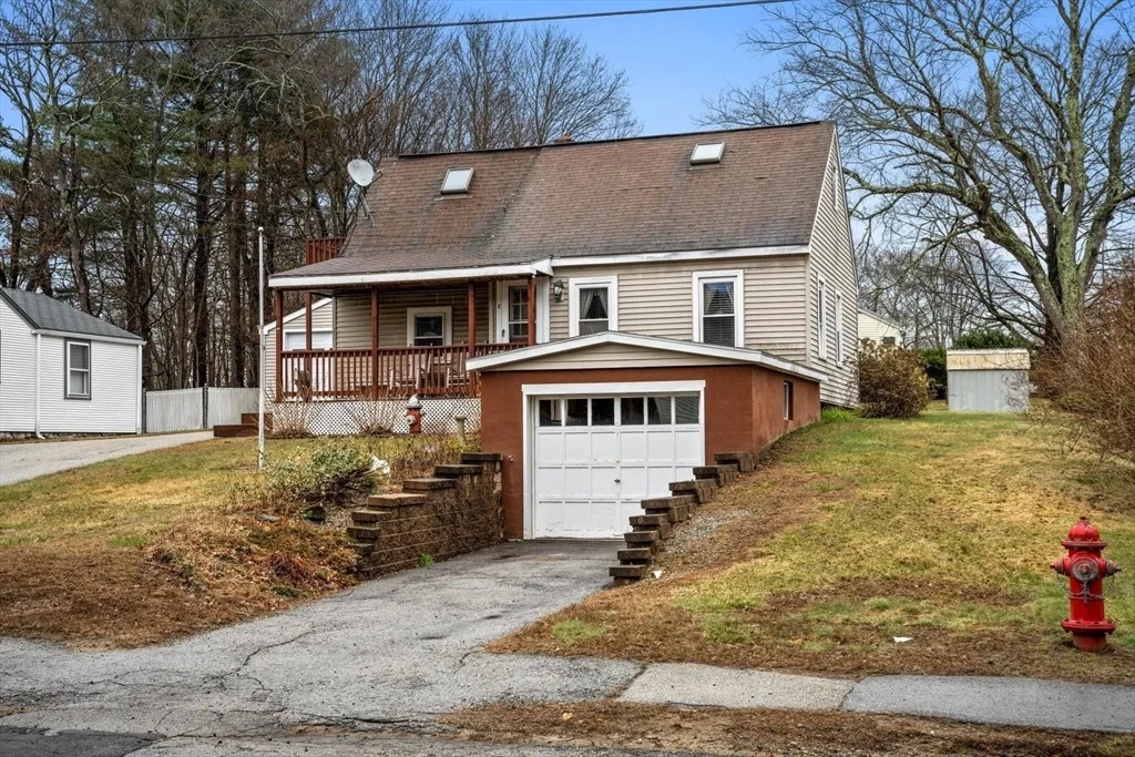 Photo of 8 Rawson Ave.